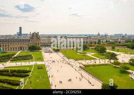 Francia, Parigi, il giardino delle Tuileries il museo del Louvre Foto Stock