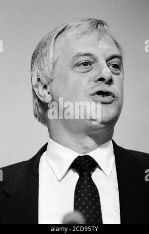 Chris Patten – Segretario di Stato per l’ambiente. Conferenza del Partito conservatore e unionista tenutasi al Bournemouth International Centre di Dorset . Ottobre 1990. Foto: Neil Turner Foto Stock