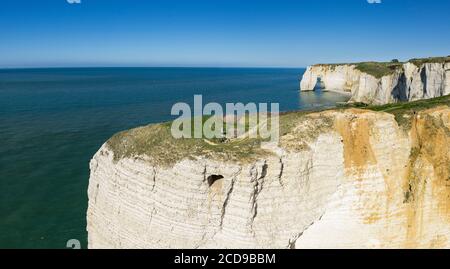 Francia, Seine Maritime, Etretat, Cote d'Abatre, Pointe de la Courtine, Antifer Beach (Vista aerea) Foto Stock