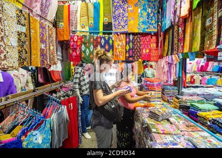 Myanmar (Birmania), Mawlamyine (Moulmein), il mercato Foto Stock