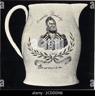 . Ceramica anglo-americana : la vecchia cina inglese con vedute americane, un manuale per collezionisti . Commodore Perry Pitcher. Tipo Liverpool.. Commodore Bainbridge Pitcher. Tipo Liverpool. CERAMICA DI STAFFORDSHIRE. COME è già stato detto, una delle fasi di teresting più in-L dell'arte di vecchi ceramisti inglesi che stampa di scenario americano, viste di palazzi e luoghi di preminentee, e illustrazioni di eventi storici le stoviglie destinate alla vendita negli Stati Uniti. Il processo consisteva nell'incisione dei disegni sul coprpere nel trasferimento degli stessi al materiale mediante imp umido Foto Stock