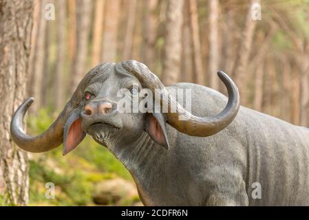 Juberri Sant Julia de Loria, Andorra: Agosto 27 2020: Sculture nei Jardins de Juberri nell'estate 2020 nei Pirenei di Andorra. Foto Stock