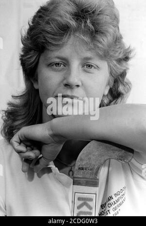 Sandie Lister England Ritratto dei giocatori di Hockey alla cupola dello sport, King Edward VI School, Spring Lane, Bury St Edmunds. 05 giugno 1990. Foto: Neil Turner Foto Stock