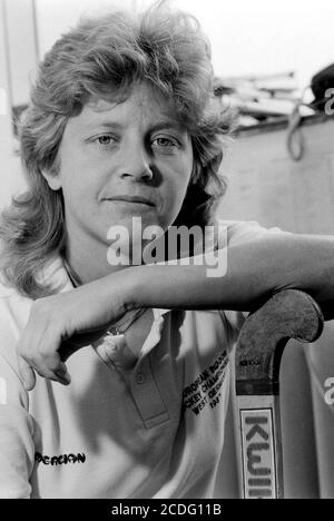 Sandie Lister England Ritratto dei giocatori di Hockey alla cupola dello sport, King Edward VI School, Spring Lane, Bury St Edmunds. 05 giugno 1990. Foto: Neil Turner Foto Stock