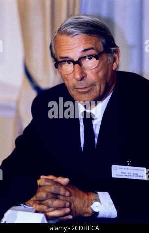 The Rt Hon Lord John Donaldson, Maestro dei Rolls in occasione di una conferenza del 1990 Bar presso le New Connaught Rooms di Covent Garden. 30 settembre 1989. Foto: Neil Turner Foto Stock