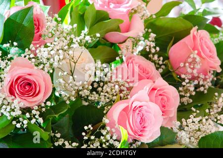 Bouquet di rose rosa Foto Stock