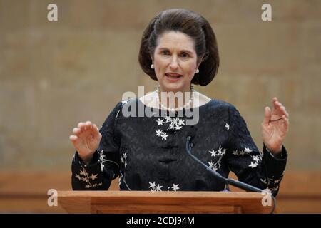 Austin, Texas 14 luglio 2007: Lynda Johnson Robb, figlia dell'ex presidente Lyndon B. Johnson e Lady Bird Johnson, parla dell'eredità di sua madre durante i funerali per l'ex prima signora alla chiesa del centro di Riverbend. ©Bob Daemmrich Foto Stock