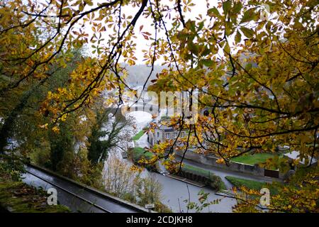 Sul fiume Rance, Dinan, Bretagna, Francia. Foto Stock