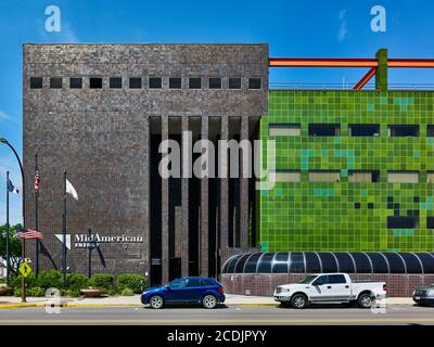 MID American Energy Building, ex Iowa Public Service, progettato da Rossetti Foto Stock