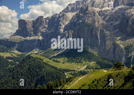 Vista sulle Dolomiti vicino Selva, Alto Adige, Italia Foto Stock