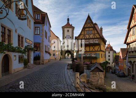 Sieberstor, Ploenlein e Kobolzeller Tor, Rothenburg ob der Tauber, Franconia, Baviera, Germania Foto Stock