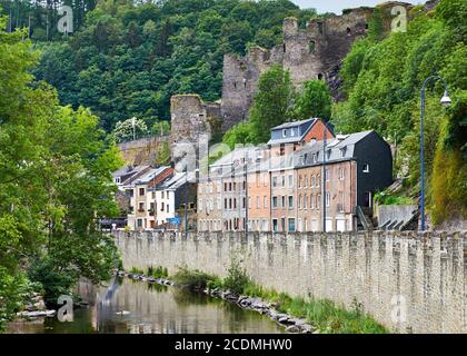 Château Féodal de la Roche-en-Ardenne, Belgio Foto Stock