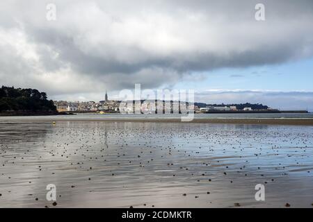 Plage du Ris a Douarnenez, Finistere, Bretagna, F. Foto Stock