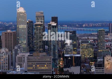 Vista della città da Mount Royal, Downtown, Montreal, Provincia di Quebec, Canada Foto Stock