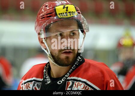 Winterthur, Svizzera. 28 Agosto 2020. COPPA: EHC Winterthur - EHC Basel - Tim Wieser Forward, EHC Winterthur.Vittoria per EHC Winterthur (seconda divisione, campionato svizzero) contro EHC Basel (terza divisione, campionato mysport). EHC Winterthur vs EHC Basel 3-0. Credit: Pacific Press Media Production Corp./Alamy Live News Foto Stock