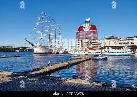 Quattro-Master-Bark Viking e Skanskaskrapan, Lilla Bommen, Goteborg, Svezia Foto Stock