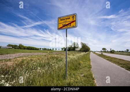 Paese uscita segno Welt in Frisia Nord significa anche il fine del mondo Foto Stock