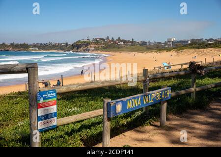 Mona vale Beach Sydney su un cielo blu inverno giorno, NSW, Australia Foto Stock