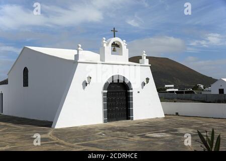 Piccola chiesa a Masdache su Lanzarote, Isole Canarie, Spagna, Europa Foto Stock