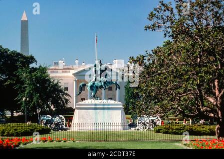 Lafayette Square è di fronte alla Casa Bianca a Washington DC, USA, anni '70 Foto Stock