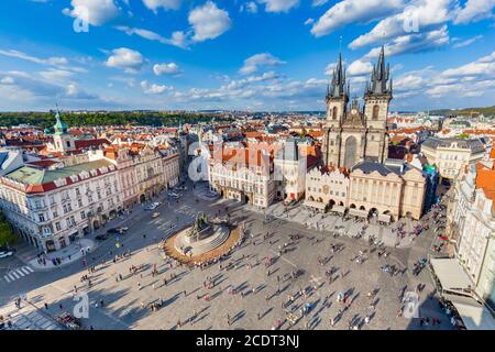 Città vecchia di Praga, Repubblica Ceca. Vista sulla Chiesa di Tyn Foto Stock