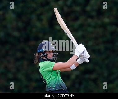 BECKENHAM, Regno Unito, 29 AGOSTO: Western Storm's Fi Morris durante Rachael Heyhoe Flint Trophy tra le donne delle stelle del sud-est e la tempesta occidentale a County Ground, Beckenham il 29 agosto 2020 Credit: Action Foto Sport/Alamy Live News Foto Stock