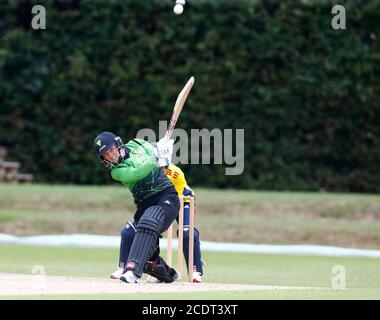 BECKENHAM, Regno Unito, 29 AGOSTO: Western Storm's Heather Knight durante il Rachael Heyhoe Flint Trophy tra le donne delle stelle del sud-est e la tempesta occidentale al County Ground, Beckenham il 29 agosto 2020 Credit: Action Foto Sport/Alamy Live News Foto Stock