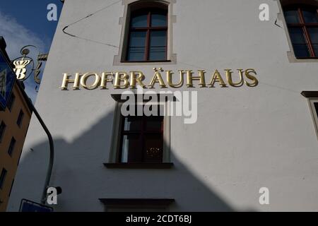 Il famoso Hofbrauhaus di Monaco, Germania. Foto Stock