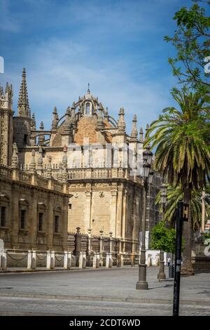 Una vista della cupola della cattedrale gotica di Siviglia, Spagna, Europa Foto Stock