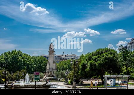 Cervantes Monumento a Plaza de España Madrid, Spagna, Europa Foto Stock