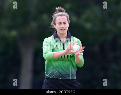 BECKENHAM, Regno Unito, 29 AGOSTO: Western Storm's Fi Morris durante Rachael Heyhoe Flint Trophy tra le donne delle stelle del sud-est e la tempesta occidentale a County Ground, Beckenham il 29 agosto 2020 Credit: Action Foto Sport/Alamy Live News Foto Stock