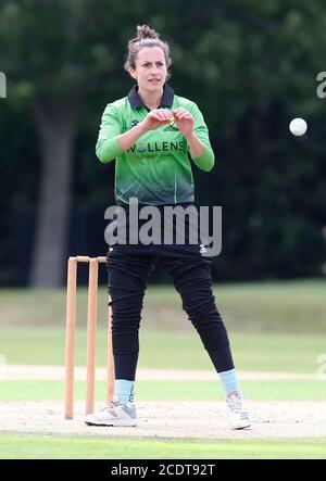 BECKENHAM, Regno Unito, 29 AGOSTO: Western Storm's Fi Morris durante Rachael Heyhoe Flint Trophy tra le donne delle stelle del sud-est e la tempesta occidentale a County Ground, Beckenham il 29 agosto 2020 Credit: Action Foto Sport/Alamy Live News Foto Stock