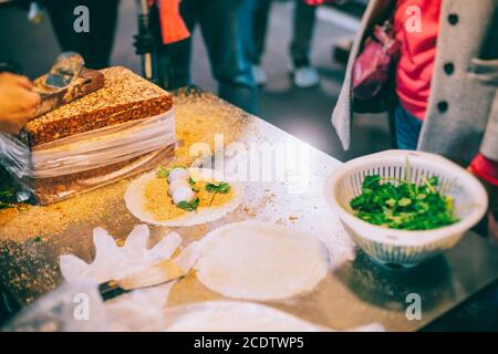 Rotolo di gelato alle arachidi di taiwan snack Foto Stock