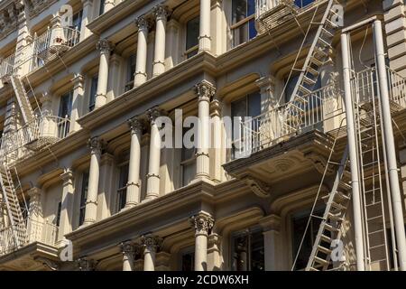 Scene di una fiorente metropoli in un Summers Day Foto Stock