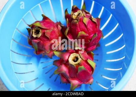 La bella frutta di drago di colore rosso. Foto Stock