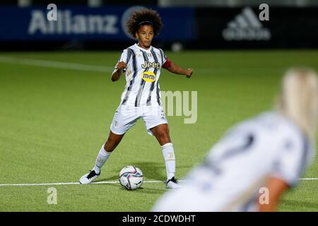 Torino, Italia. 29 Agosto 2020. Torino, Italia, 29 ago 2020, Sara Gama (Juventus FC) durante Juventus vs Empoli Ladies - Italian Soccer Serie A Women Championship - Credit: LM/Francesco Scaccianoce Credit: Francesco Scaccianoce/LPS/ZUMA Wire/Alamy Live News Foto Stock