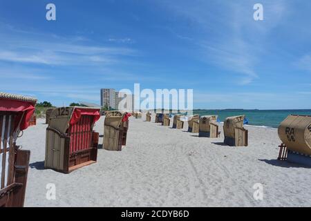 Fehmarn, sedie a sdraio sulla spiaggia sud Foto Stock