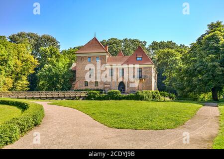 Castello di Oporow, nel centro della Polonia. Foto Stock