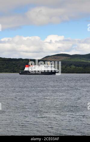 Islay Ferry Finlaggan in arrivo al terminal Kennacraig Scotland UK Foto Stock