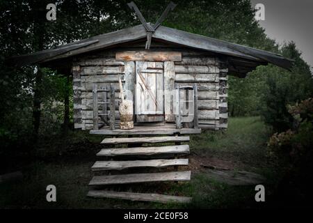 La vecchia casa tradizionale nella regione di kazan Foto Stock