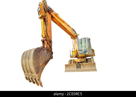 Vista prospettica del braccio lungo attivo dell'escavatore giallo per lavori di costruzione isolato su sfondo bianco con spazio di copia. Lavoro in corso, industriale Foto Stock