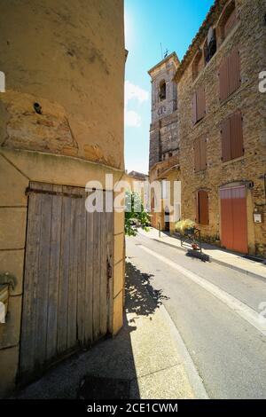 Chateauneuf du Pape, città vecchia, Cotes de Rhone, Francia. Foto Stock