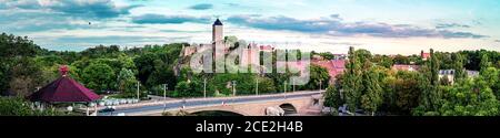 Il castello di Giebichenstein a Halle Saale, nel centro della Germania - Panorama Foto Stock