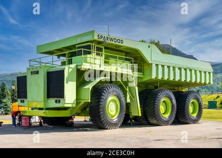 Il più grande camion al mondo a Sparwood, British Columbia, Canada. Foto Stock