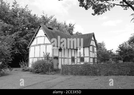 16 ° secolo, casa di città, Bromsgrove Worcestershire. Legno del 16 ° secolo costruito intorno 16 ° secolo Bromsgrove, Inghilterra, Regno Unito, Worcester, Inghilterra, Foto Stock