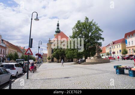 La Cattedrale barocca dell'Immacolata Concezione in Piazza Masaryk, Uhersky Brod, Regione di Zlin, Repubblica Ceca, 17 luglio 2020. (Foto CTK/Libor Sojka Foto Stock