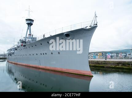 Belfast, Northern Irealnd - 03 agosto 2020: La HMS Caroline, un incrociatore leggero di classe C della Royal Navy che è stato utilizzato nella prima guerra mondiale Foto Stock