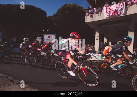 Giro d'Italia fase 5 Pedara a Messina. 10 maggio 2017. Matej Mohoric. Foto Stock