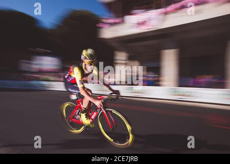 Giro d'Italia fase 5 Pedara a Messina. 10 maggio 2017. Giuseppe Fonzi. Foto Stock