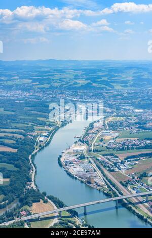 Vista aerea di Passau, famosa città a tre fiumi nella bassa baviera Foto Stock